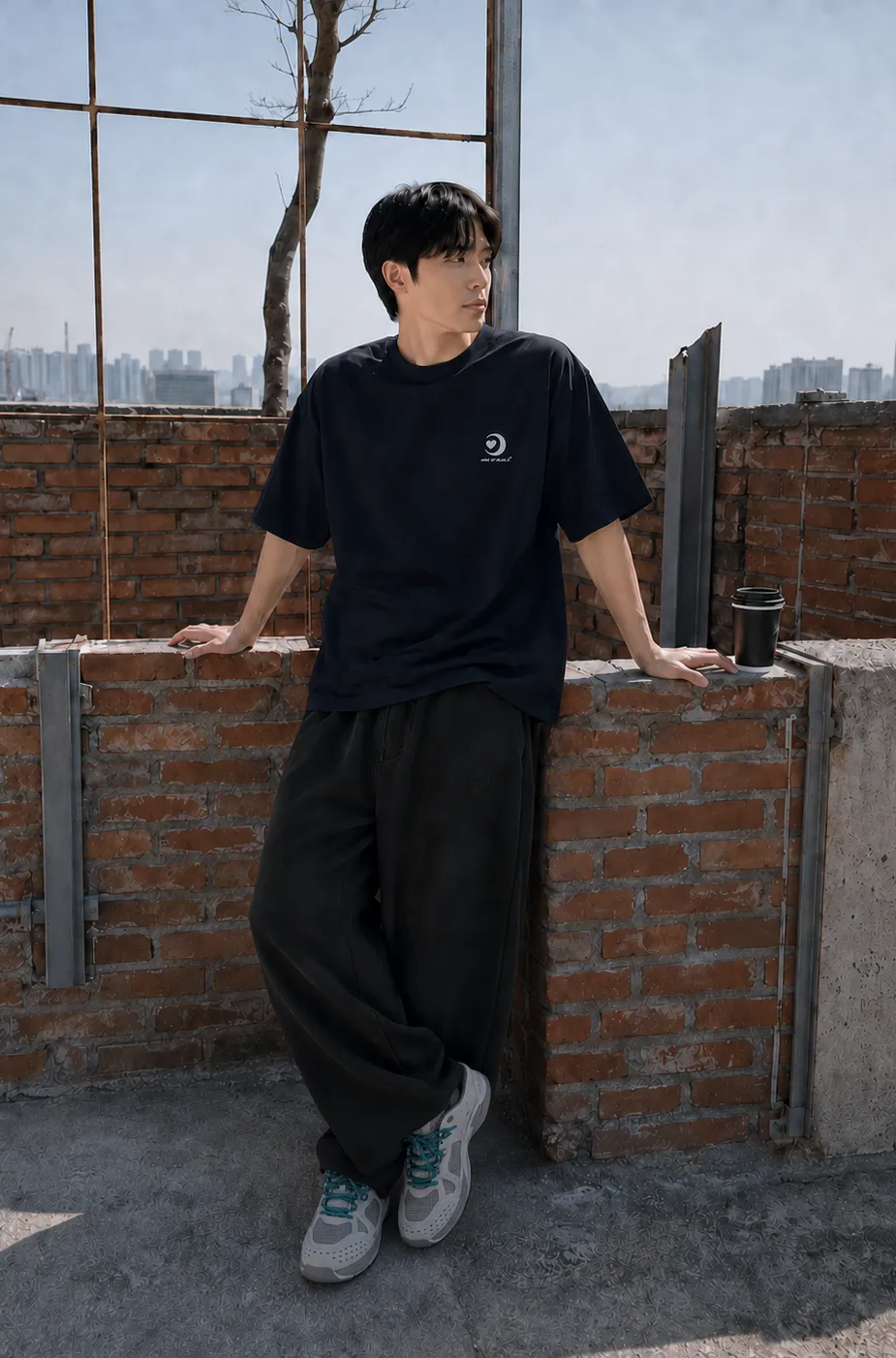 M.AA.R CLASSIC LOGO OVERSIZED TEE black