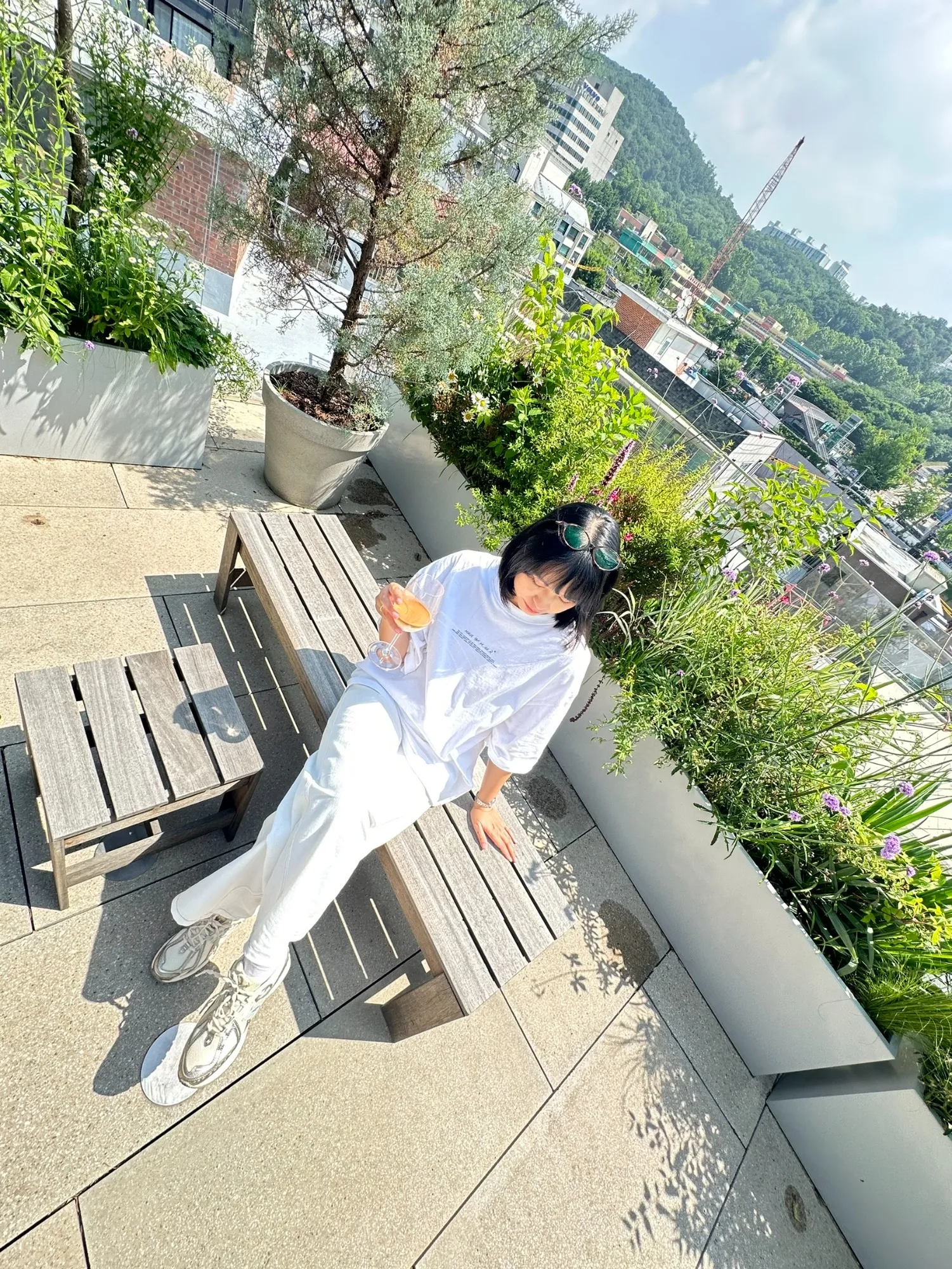 ARCHIVE LOGO OVERSIZED TEE white